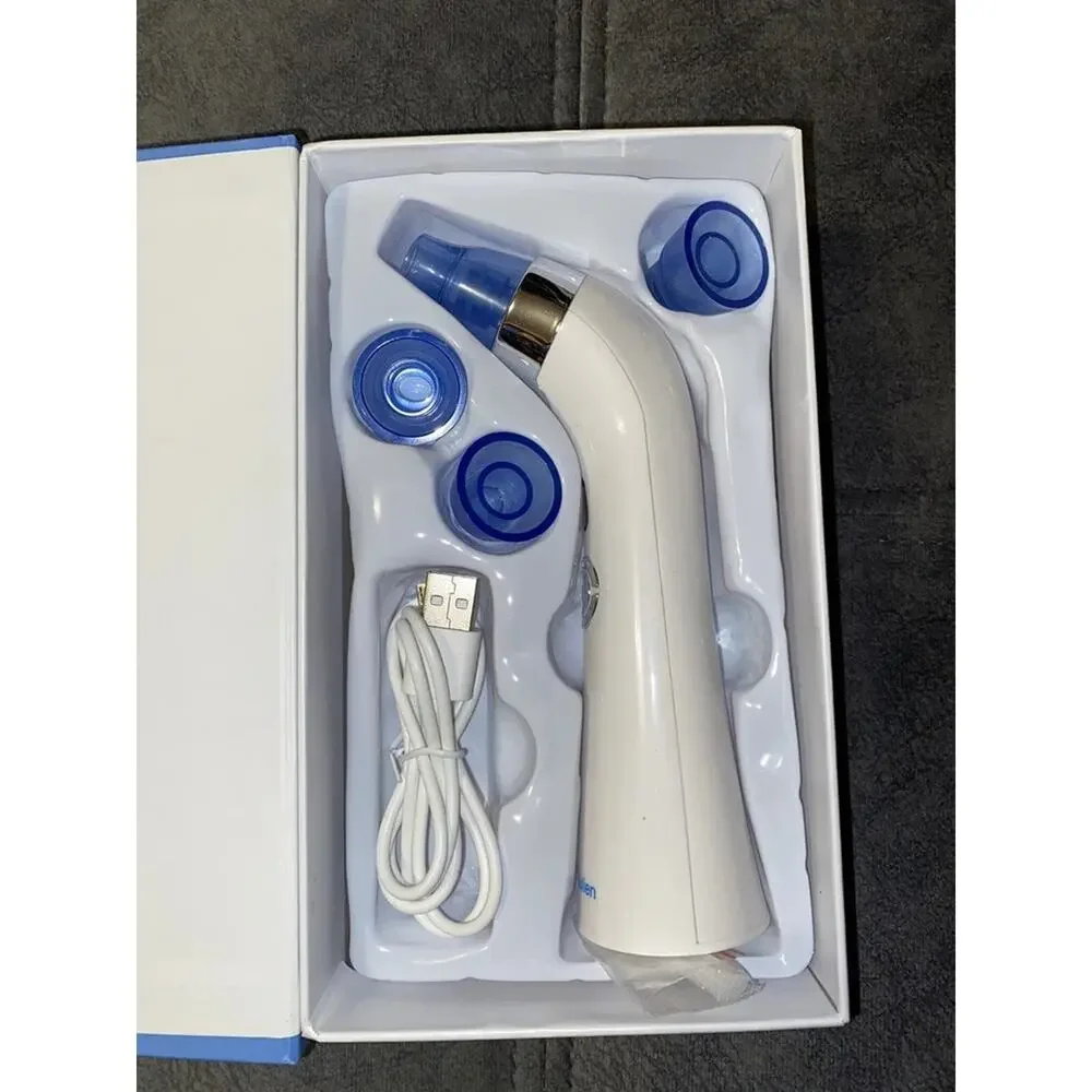 June Julien Blackhead Vacuum Remover - Blue - Picture 3 of 4